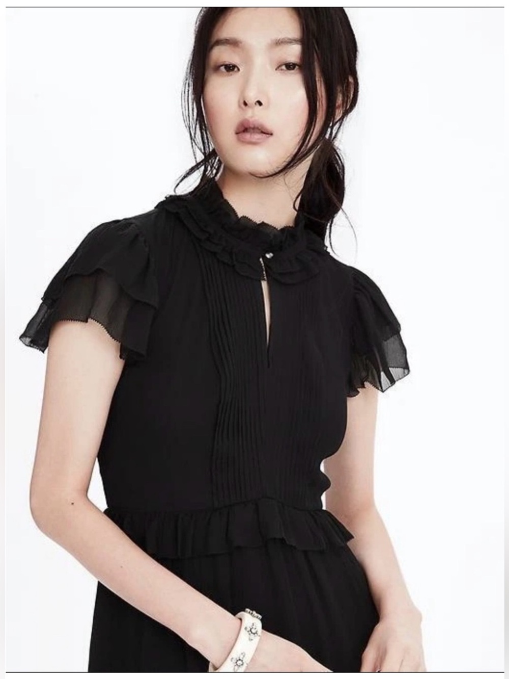 Banana Republic Ruffle Neck
Dress Heritage Collection Size 0P